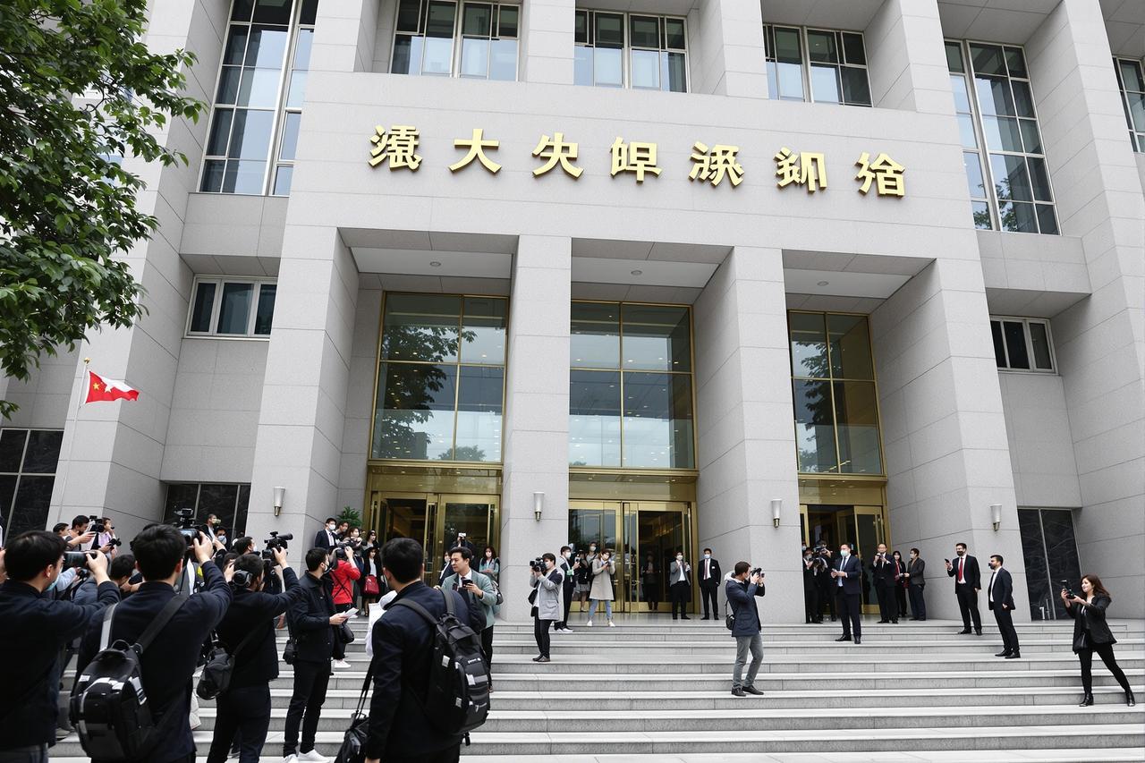 男星离婚案二审开庭 - 爆料王娱乐新闻配图